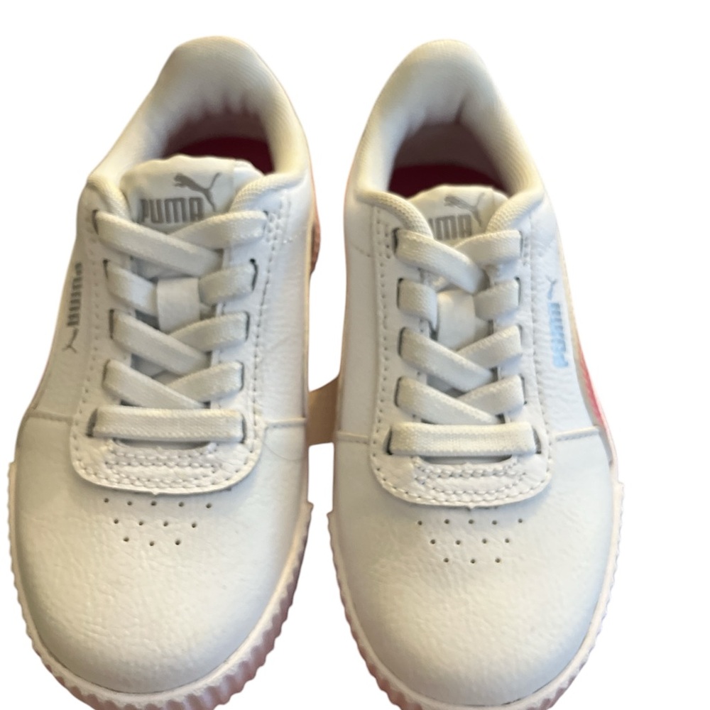 Girls puma sneakers